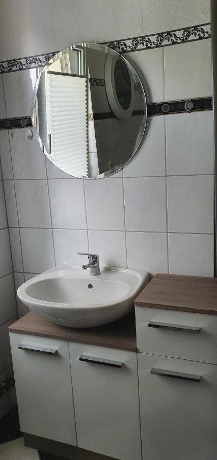 Ferienwohnung In Gristow Mesekenhagen المظهر الخارجي الصورة